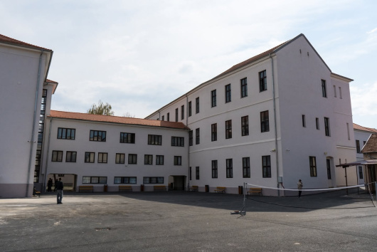 RMDSZ: felújítottuk a nagyváradi Ady Endre Líceumnak otthont adó Orsolya-rendi kolostor épületét